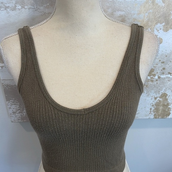 Super Soft Tank top - Picture 3 of 6